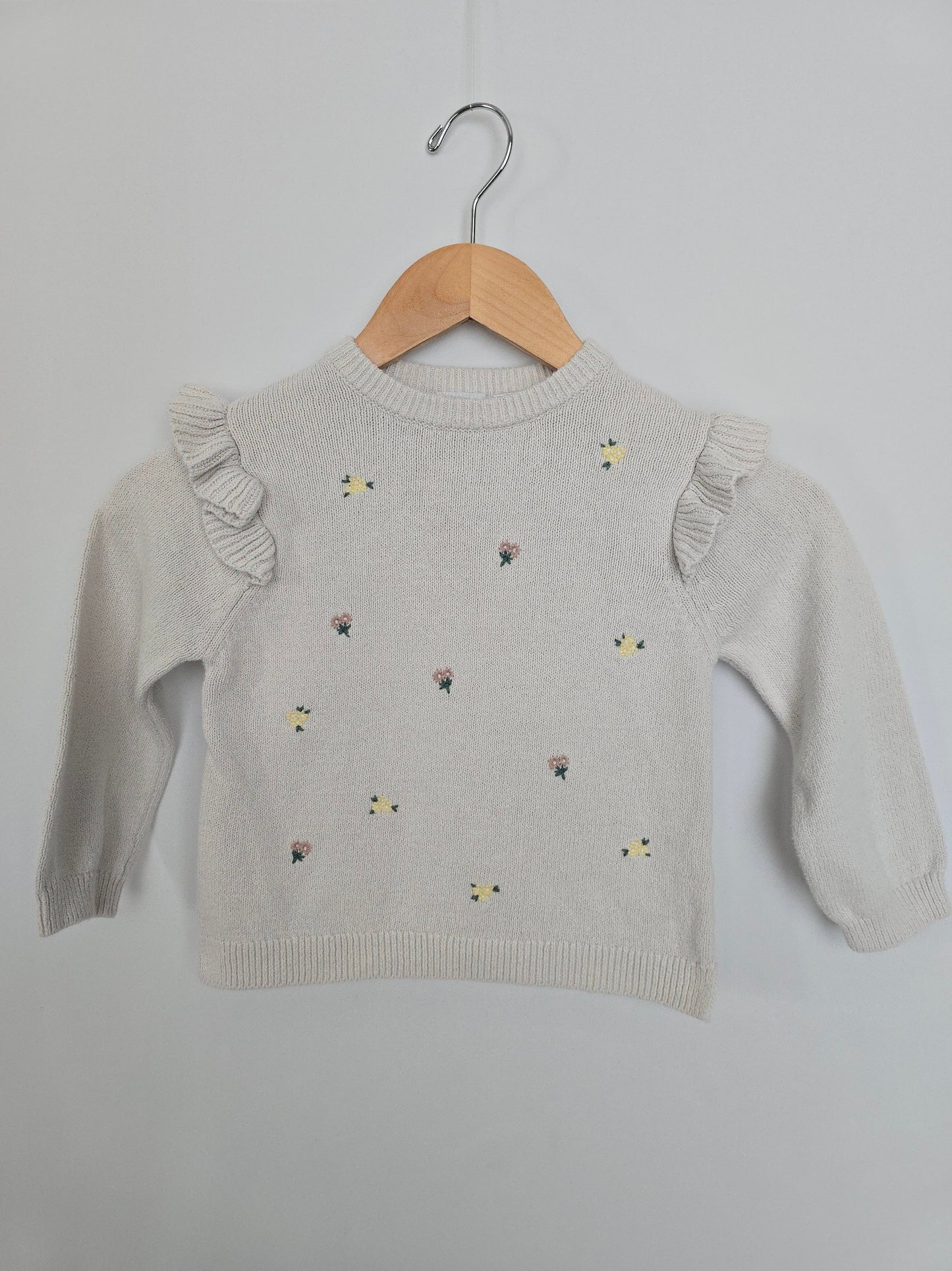 Zara Floral Embroidered Ruffle Sleeve Sweater • 4-5 years