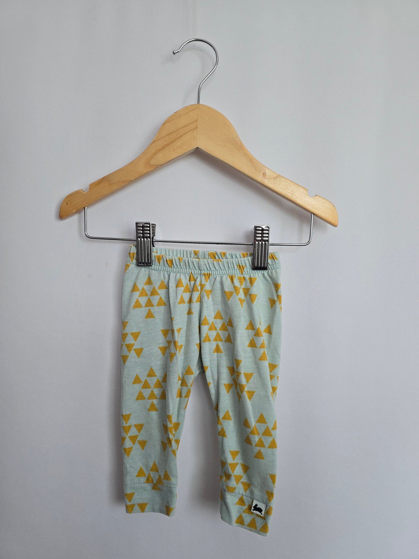 PLAY Little & Lively Triangles Leggings • 0-3 months
