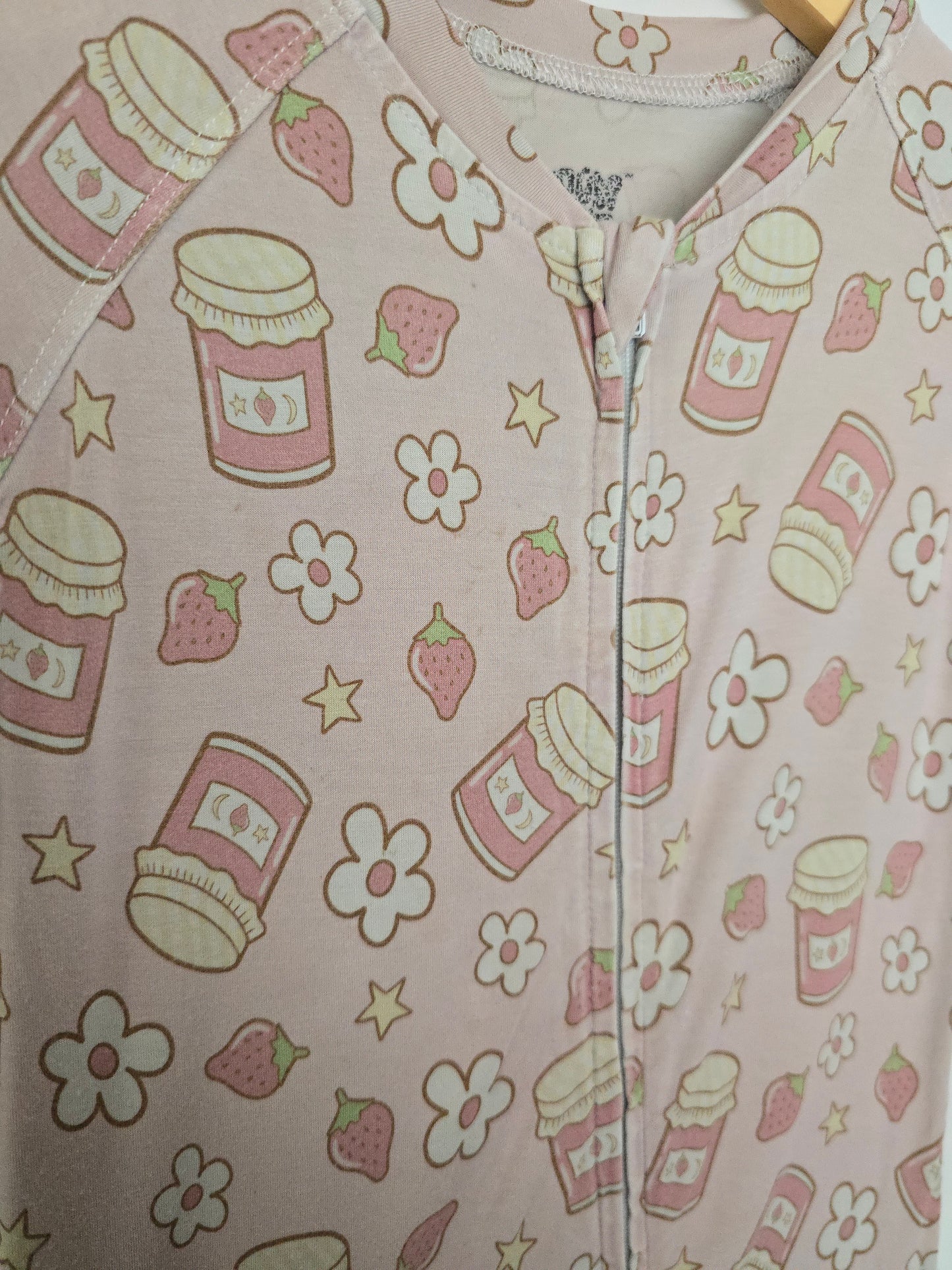 PLAY Moonfruit Jammies Strawberry Jam Zippy • 12-18 months
