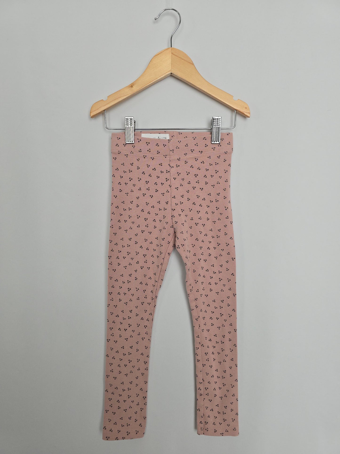 Zara Dusty Rose Ribbed Floral Leggings • 6 years