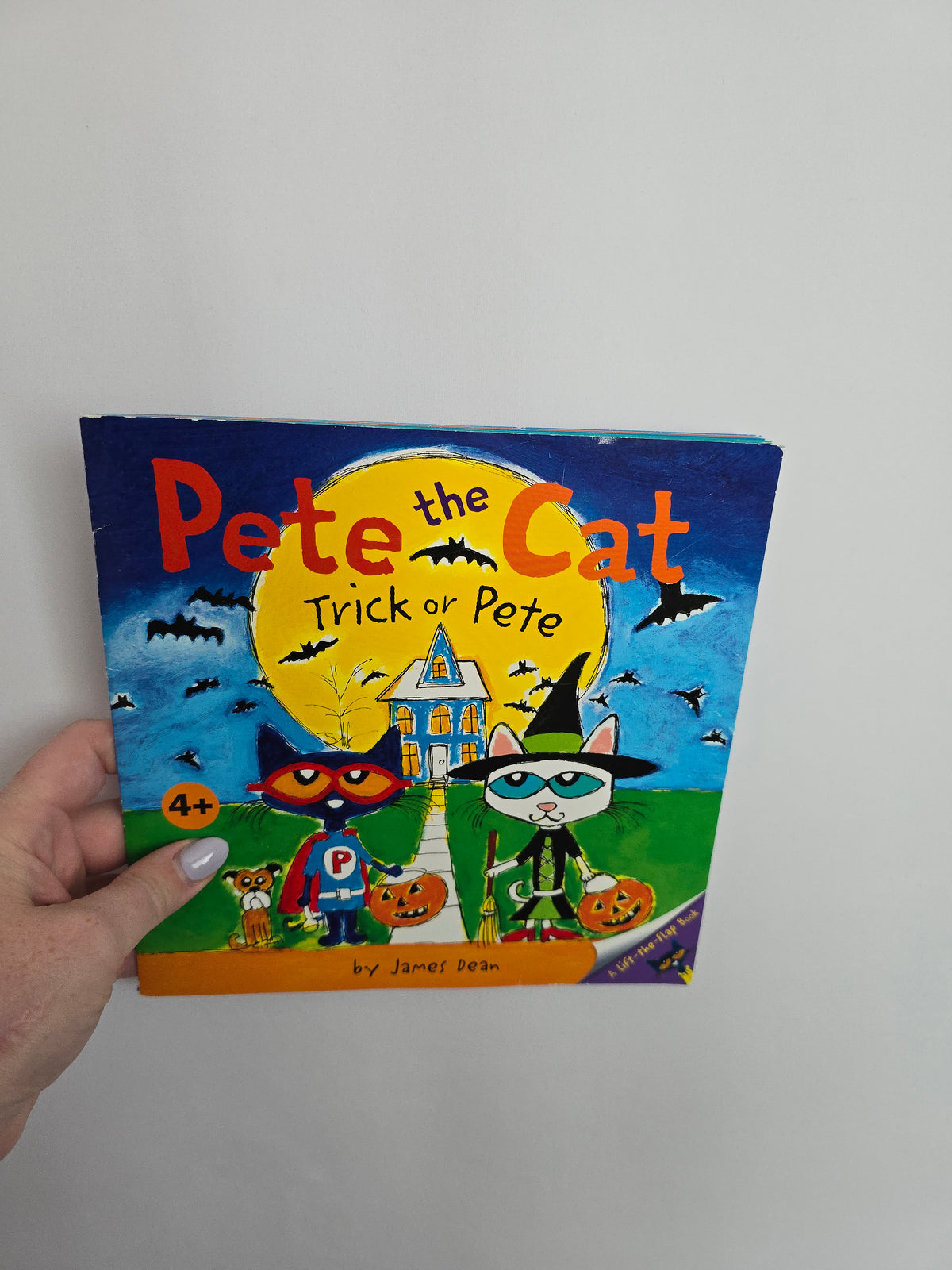 Pete The Cat Trick or Pete • Softcover Book