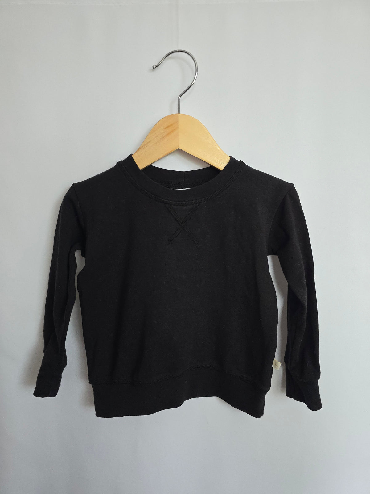 Jax & Lennon Black Basic Crewneck • 6-12 months