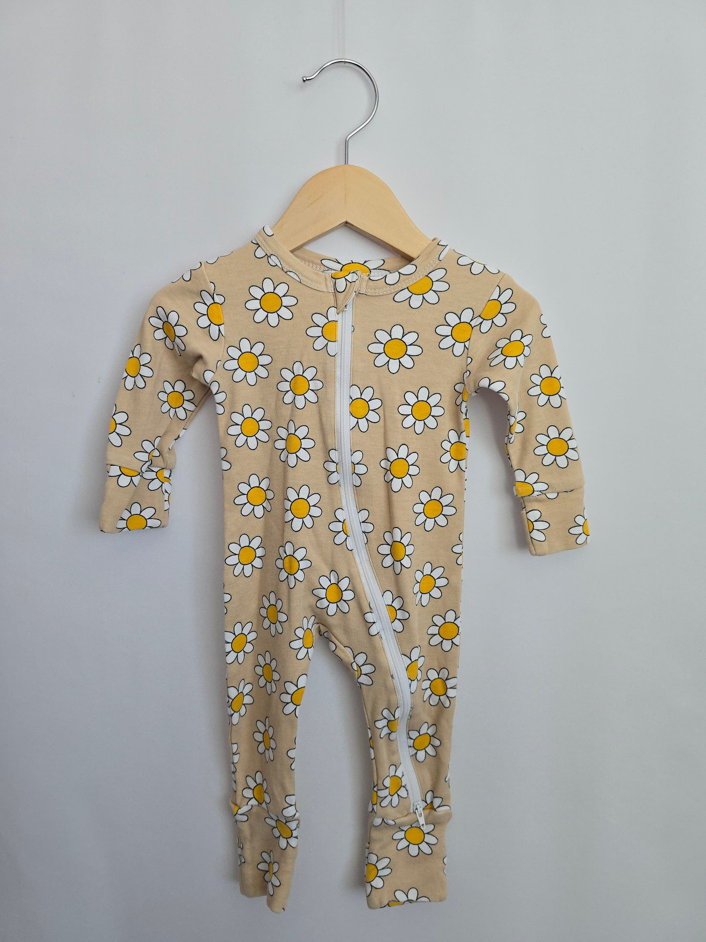Siix Daisy Zip Romper • 3-6 months