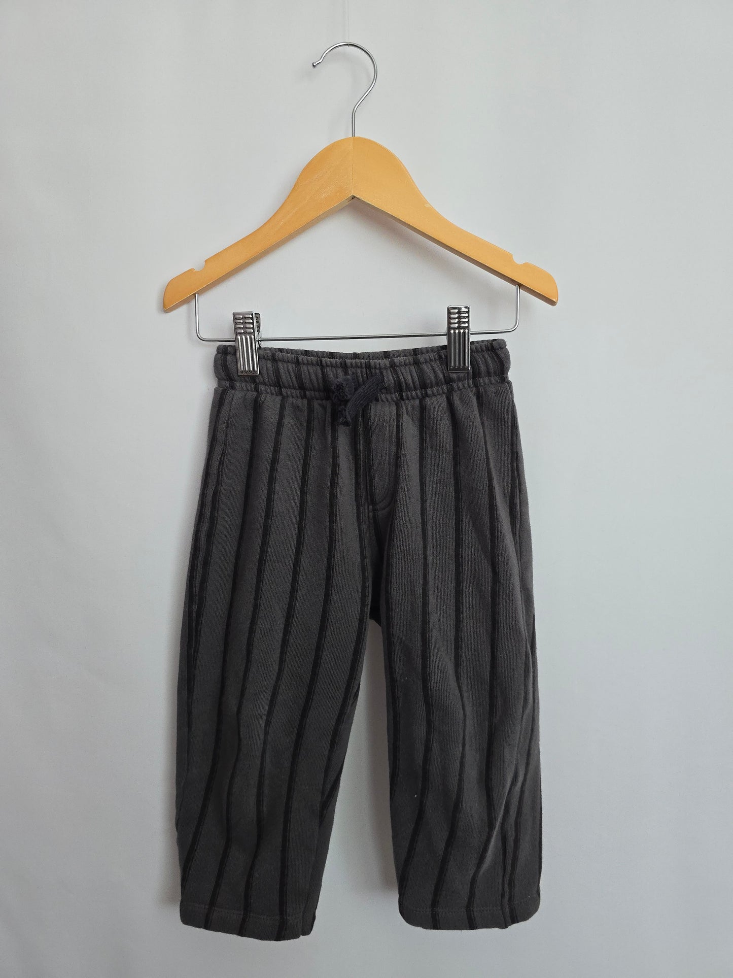 Zara Grey Stripe Wide Legs Pants • 2-3 years
