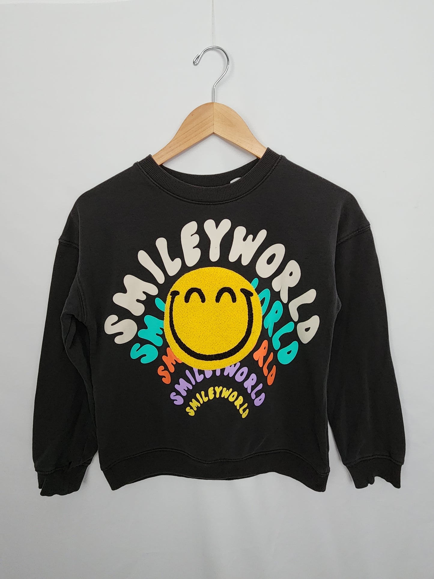 H&M Smileyworld Crewneck • 8-10 years