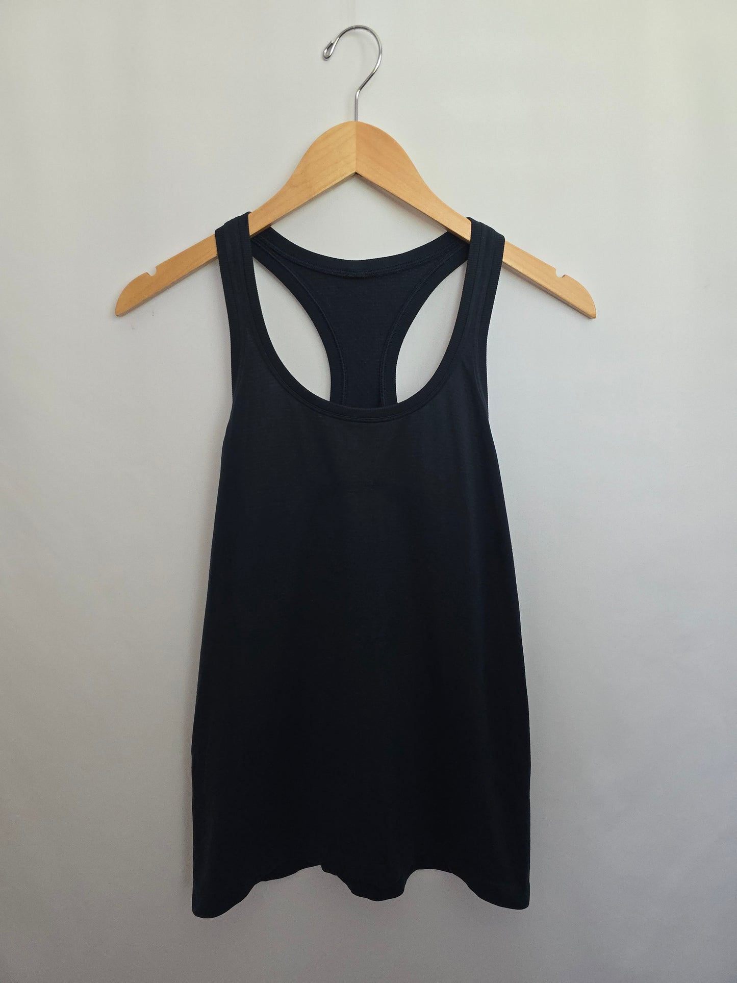 Lululemon Navy Racerback Tank • Large 10