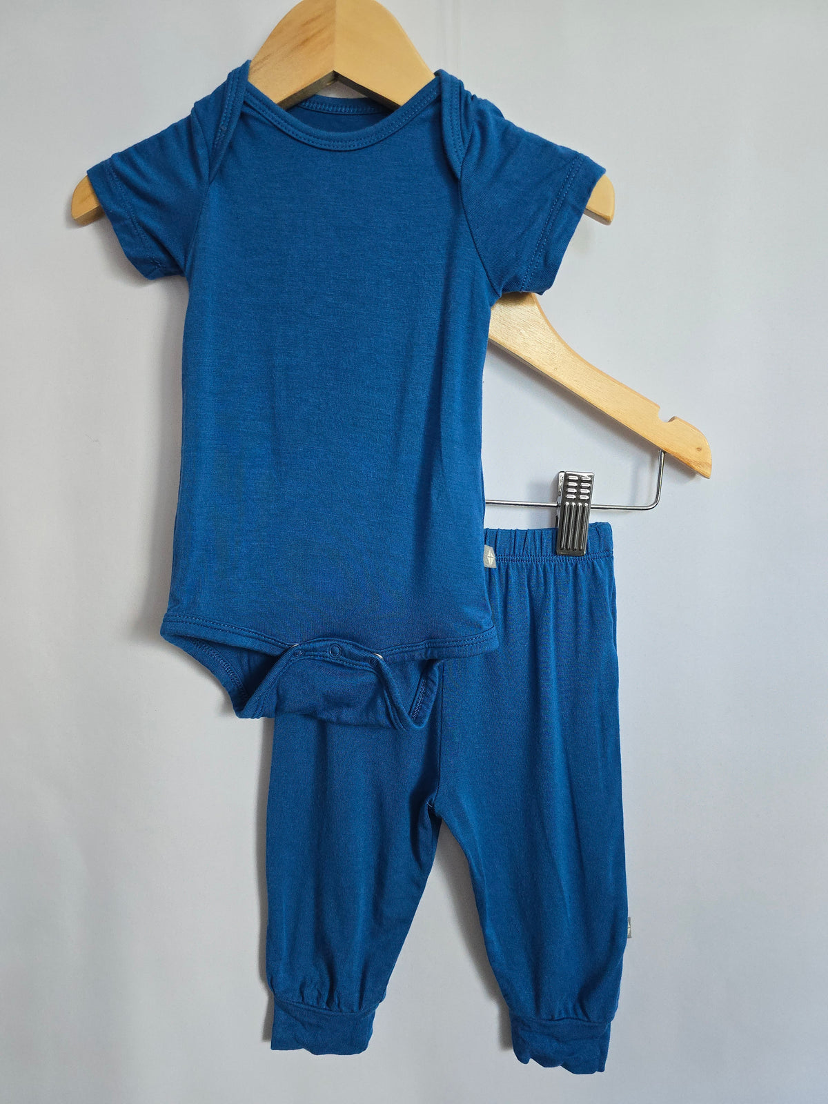 Kyte Indigo Bodysuit & Joggers Set • 0-3 months