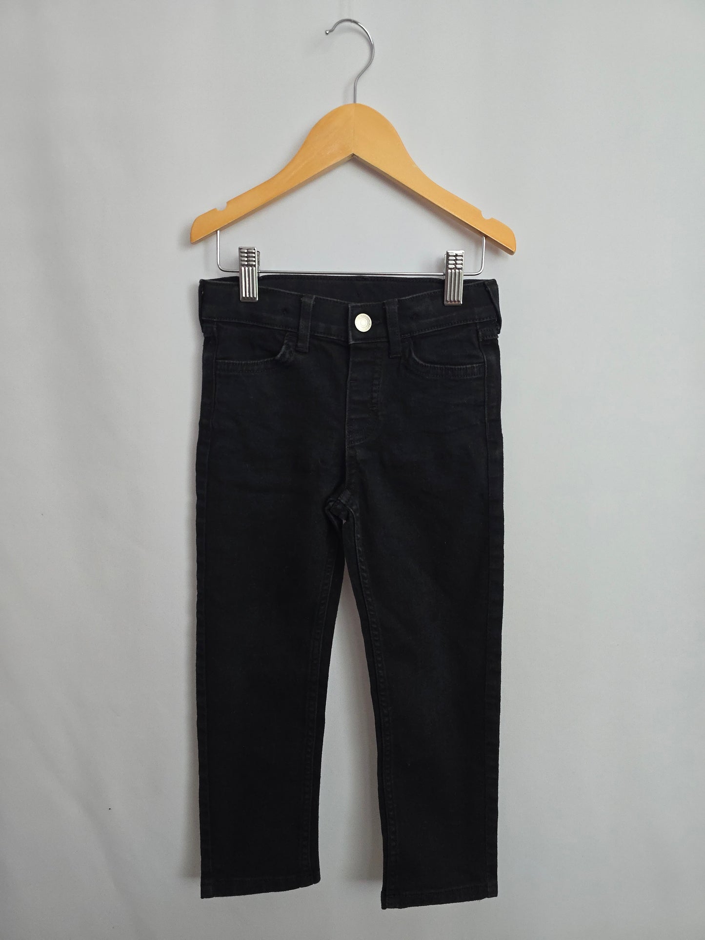 H&M Black Slim Fit Jeans • 4-5 years