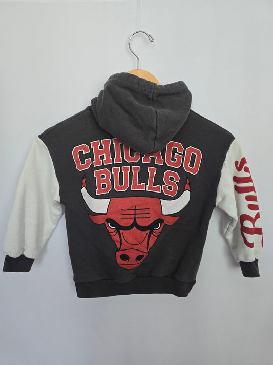 Zara x Chicago Bulls Hoodie • 4-5 years