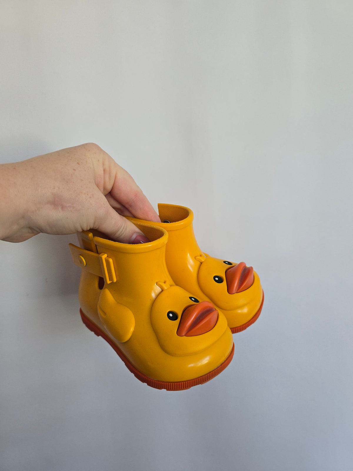 Mini Melissa Duck Boots • 7C