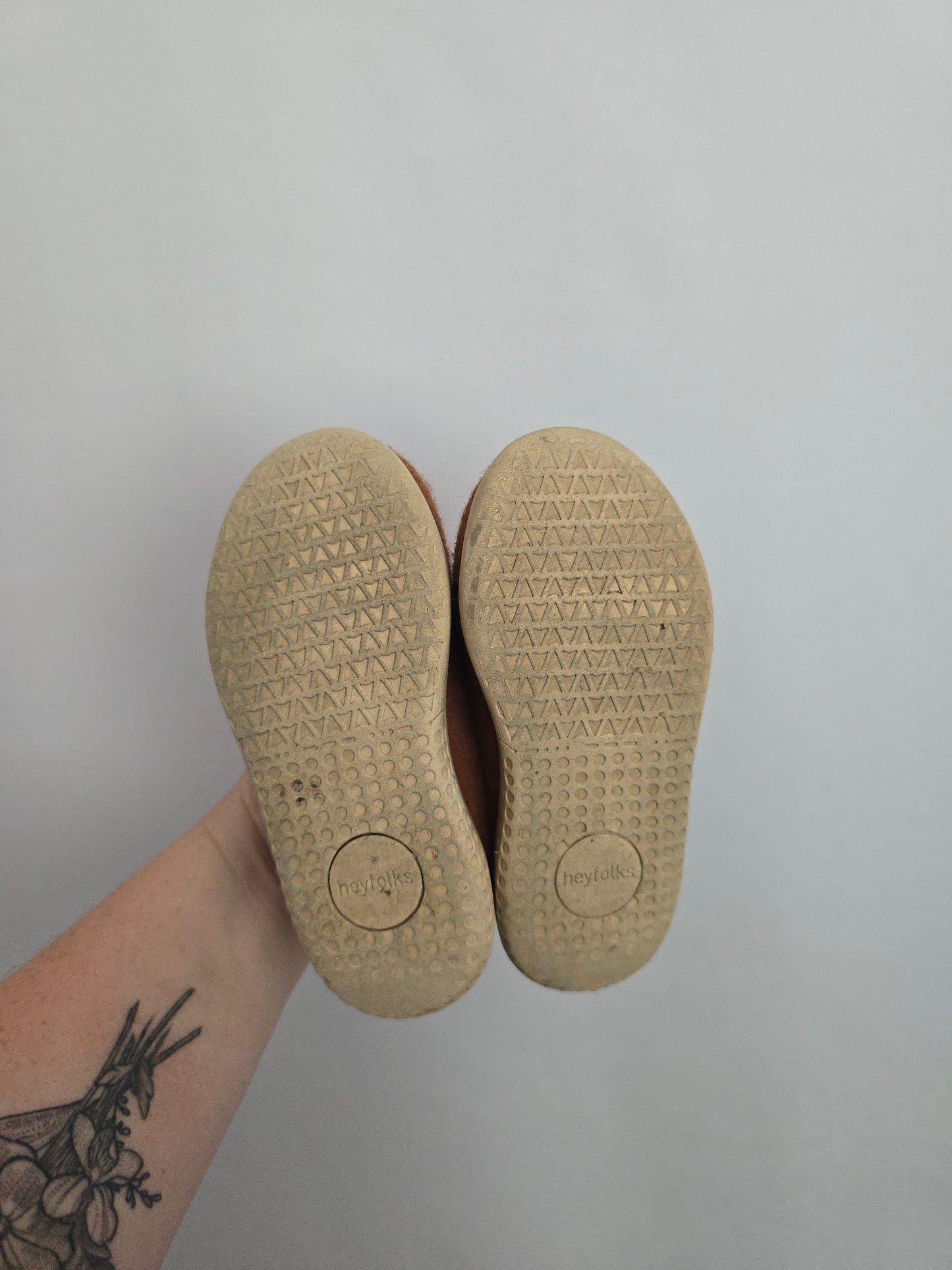 HeyFolks Chestnut Warm Boots (2) • 7C