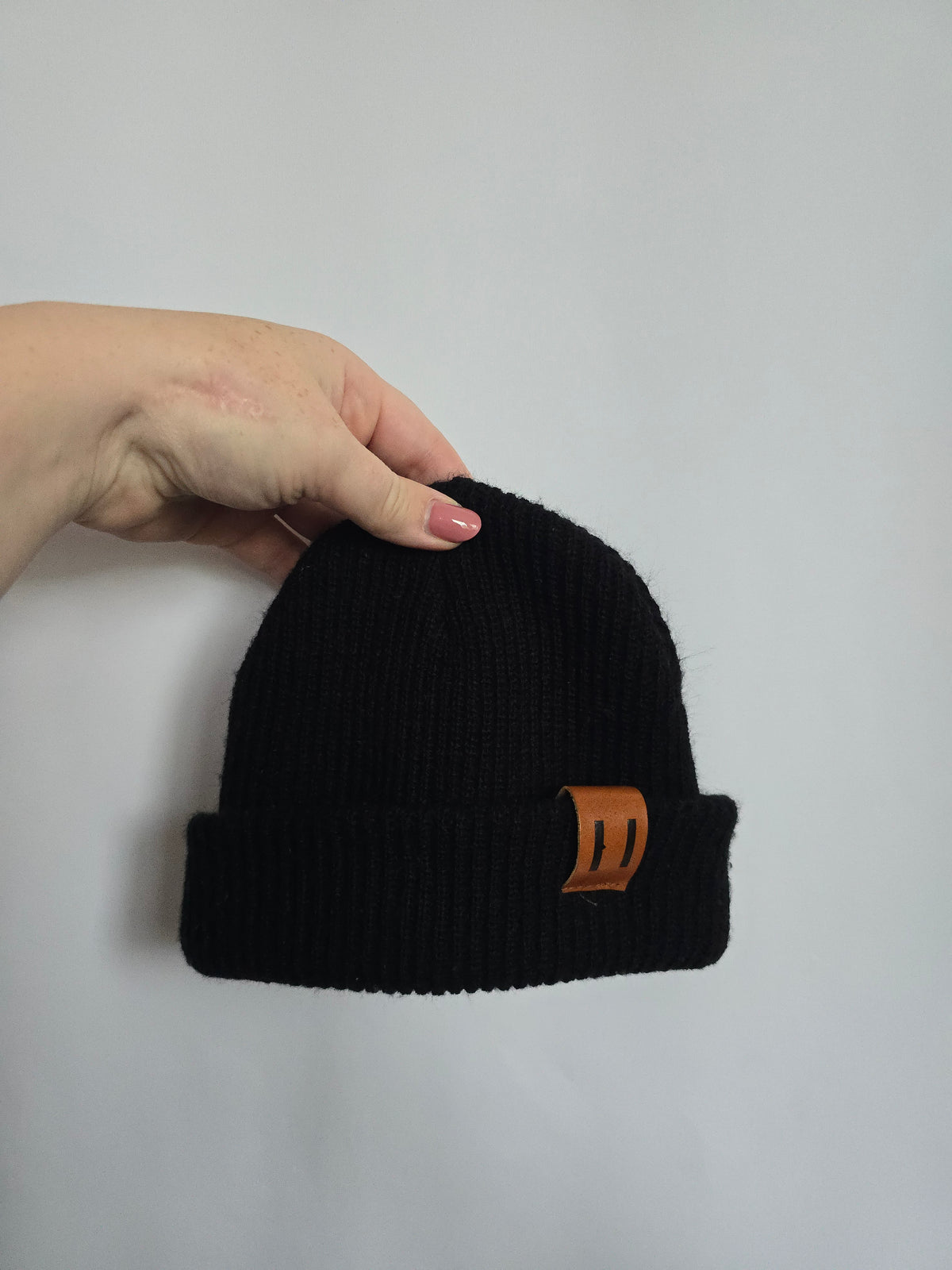 Beau Hudson Black Beanie • 1-2 years