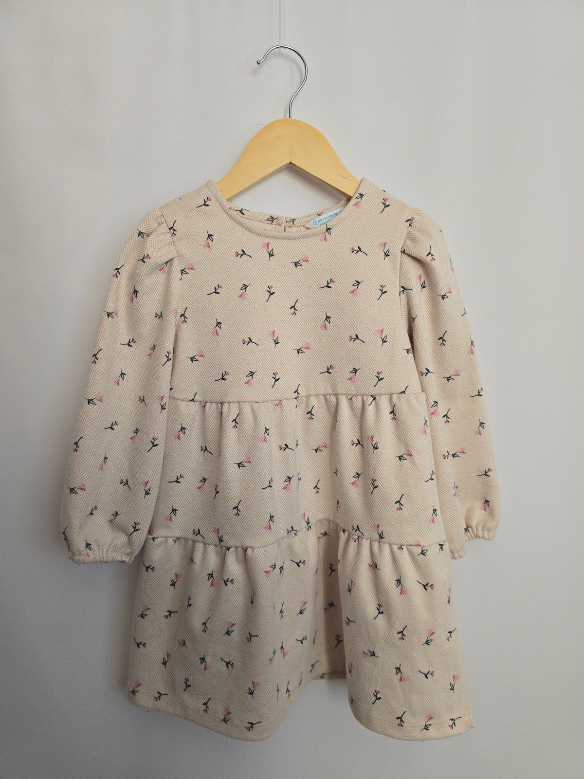 Primark Cream Floral Tiered Dress • 3-4 years