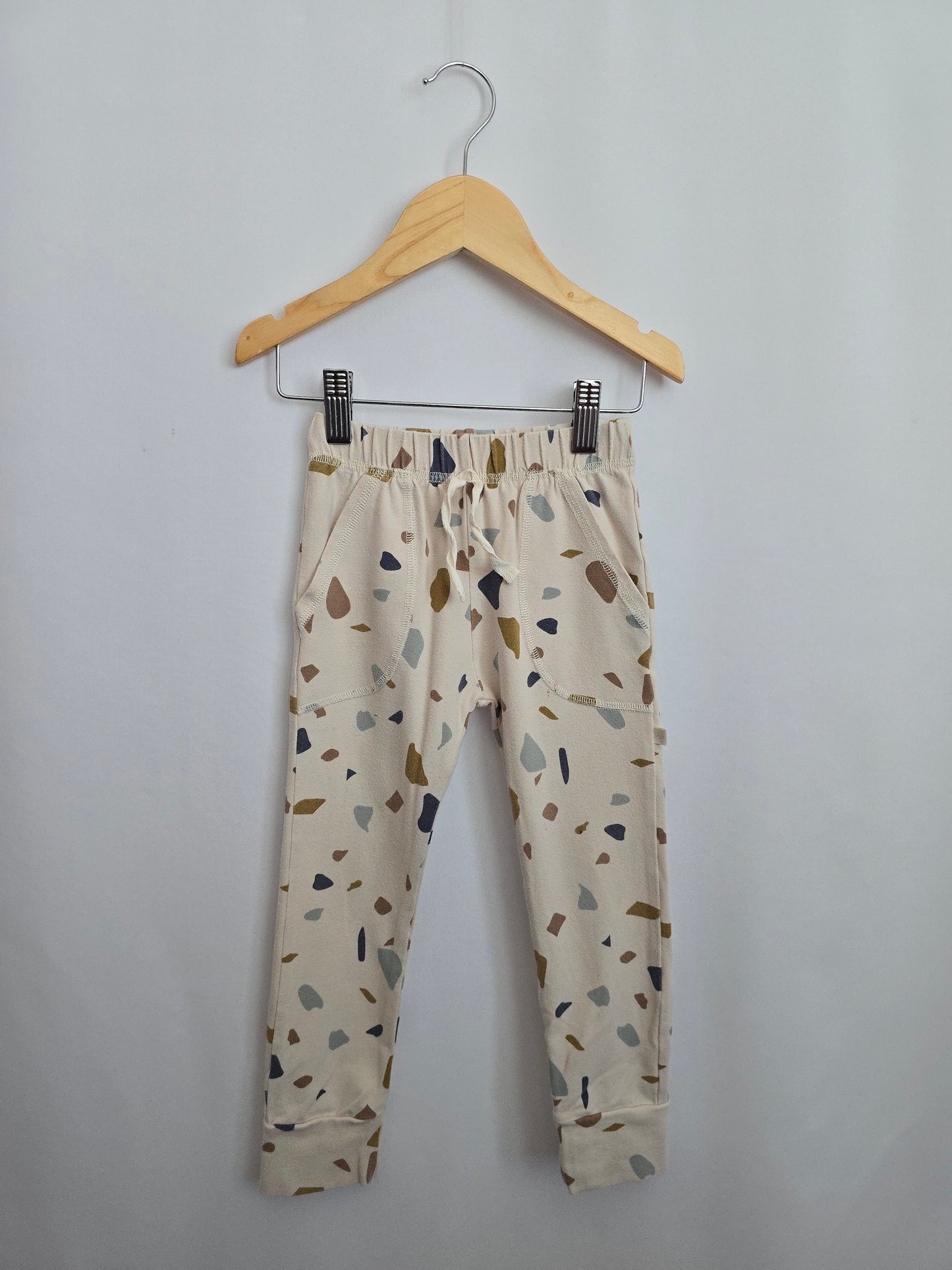 PLAY Jax & Lennon Boulders Lounge Pants • 3-4 years