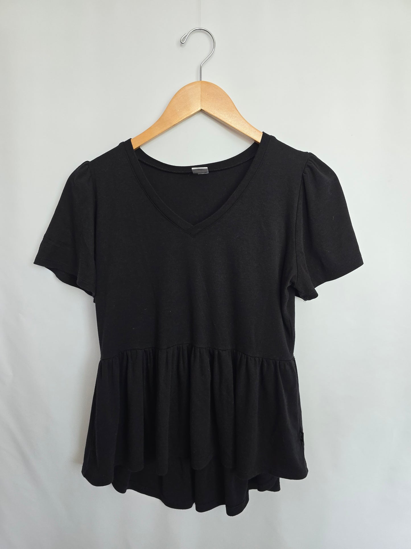 Dwelling Apparel Black Peplum Top • Small