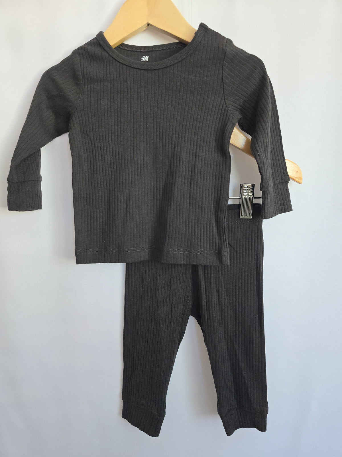 H&M Organic Cotton Dark Grey Ribbed Lounge Set • 4-6 months