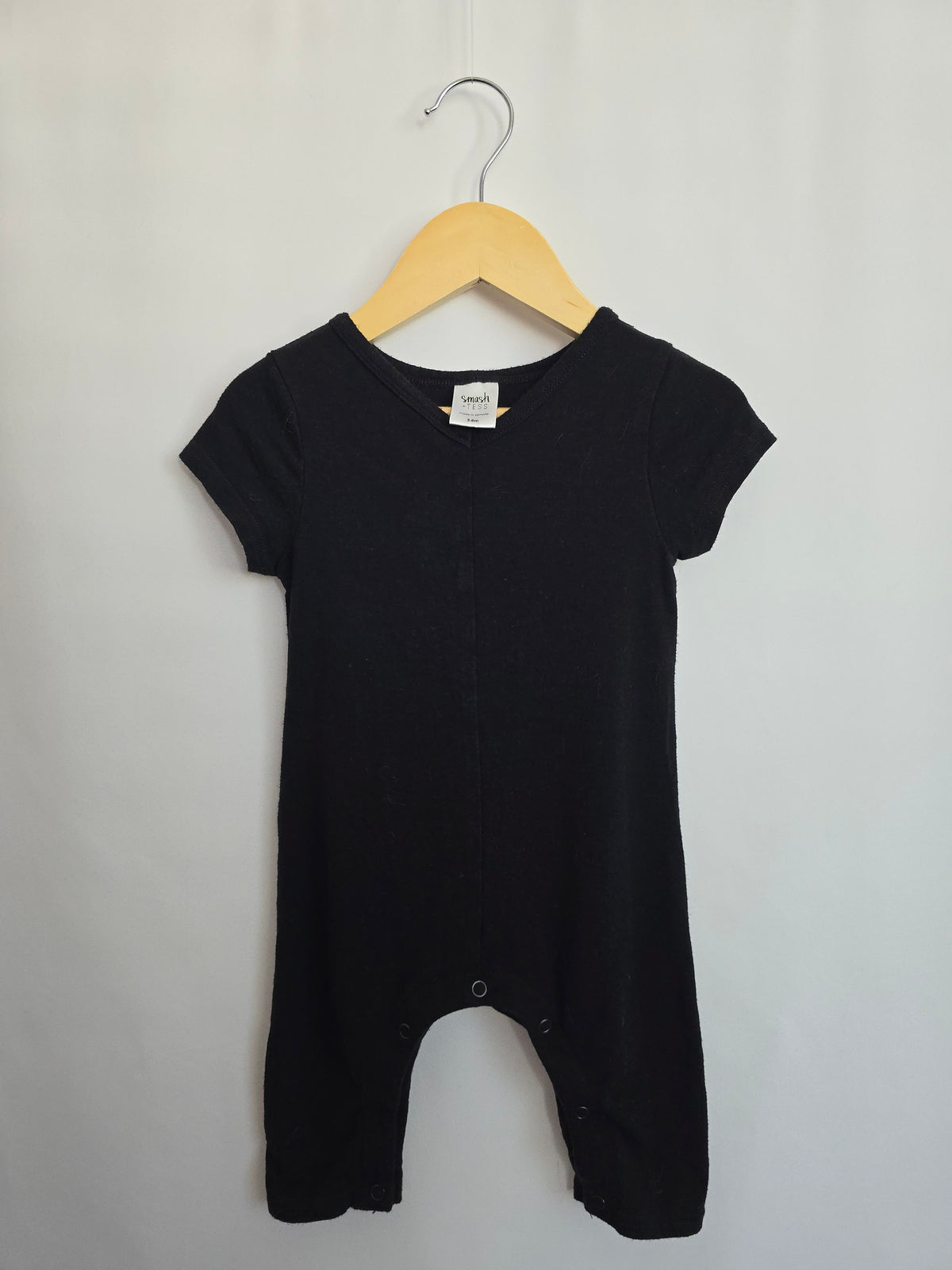 Smash & Tess Black Snap Tee Romper • 3-6 months
