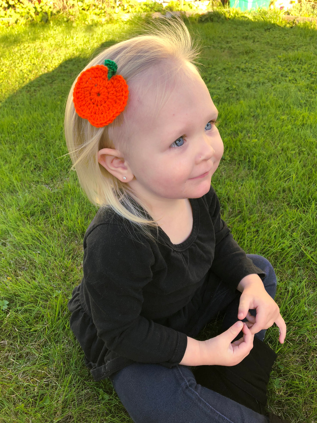 Large Bright Pumpkin Hairclip