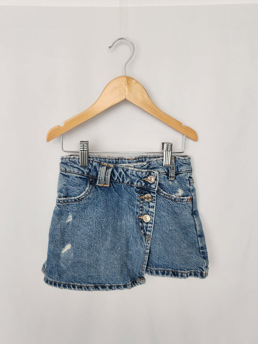 Zara Denim Skort • 6 years