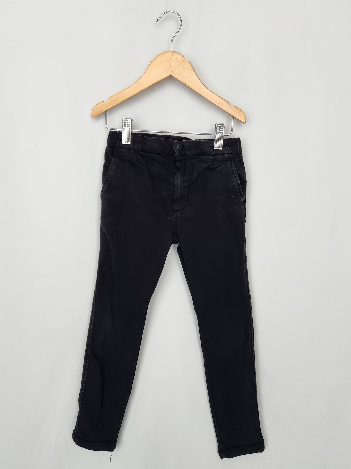 Zara Black Stretchy Waist Jeans • 6 years