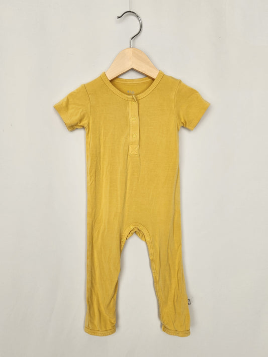 Kyte Butter Short Sleeve Snap Romper • 12-18 months