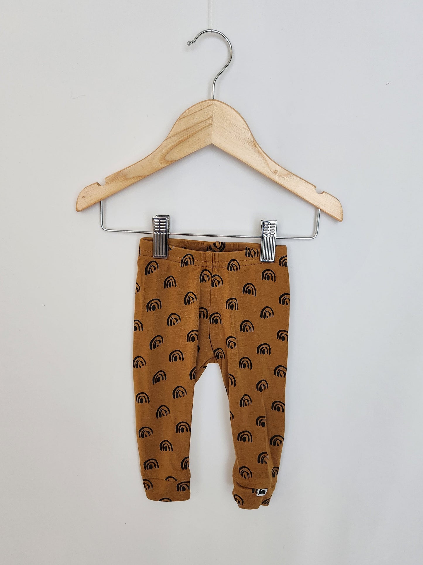 Little & Lively Umber Rainbow Leggings • 3-6 months