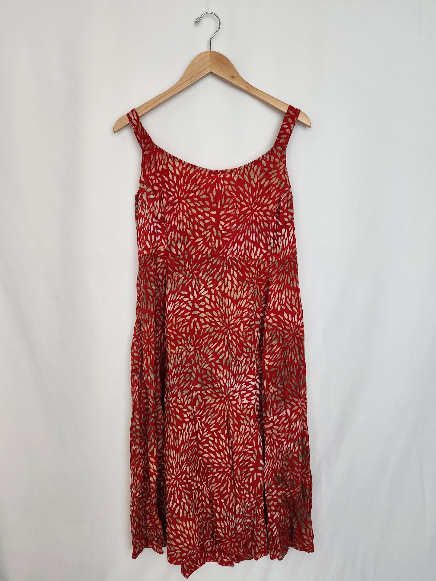 Blue Sky Clothing Red Patterned Dress • X-Large