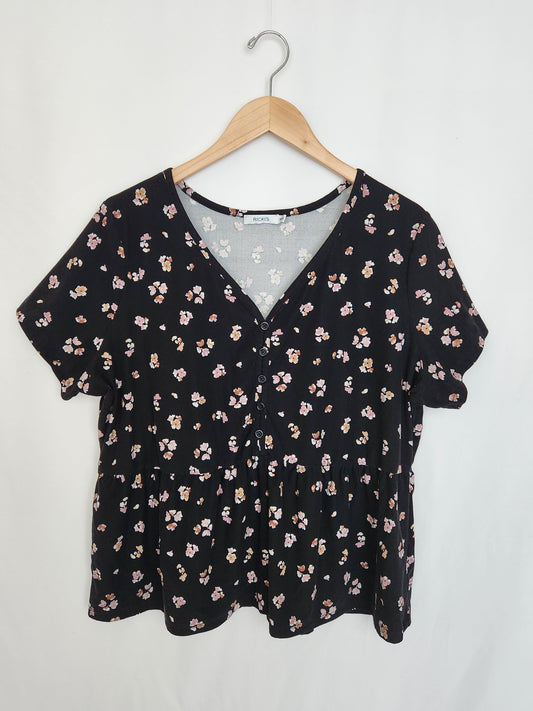 Ricki's Floral Peplum Tee • XX-Large