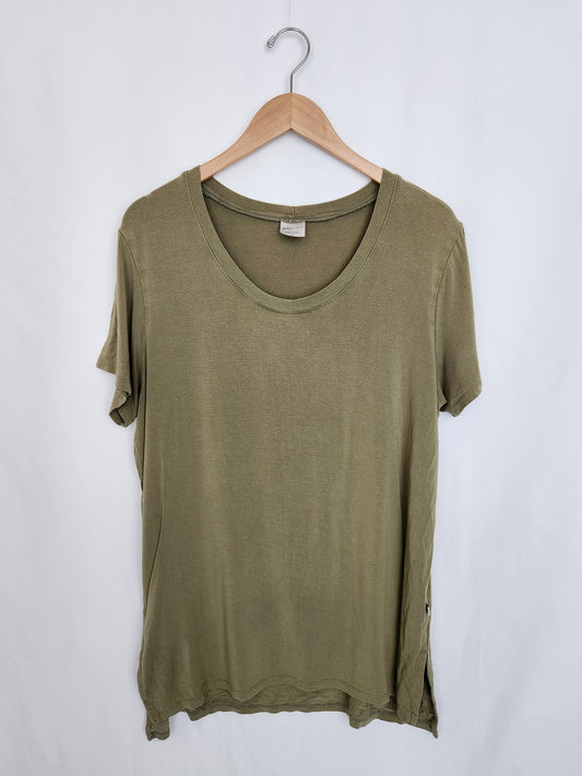 Jax & Lennon Green Boxy Tee • Large