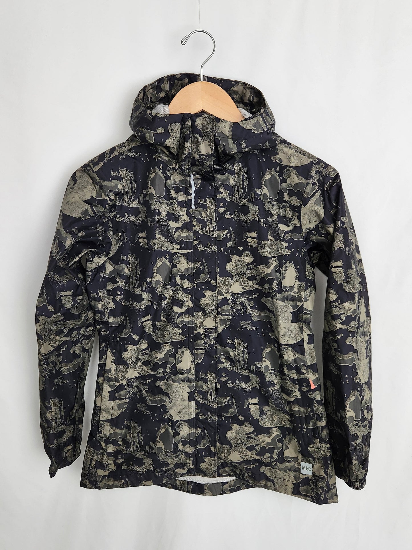 MEC Green Camo Aquanator Rain Jacket • 12 years