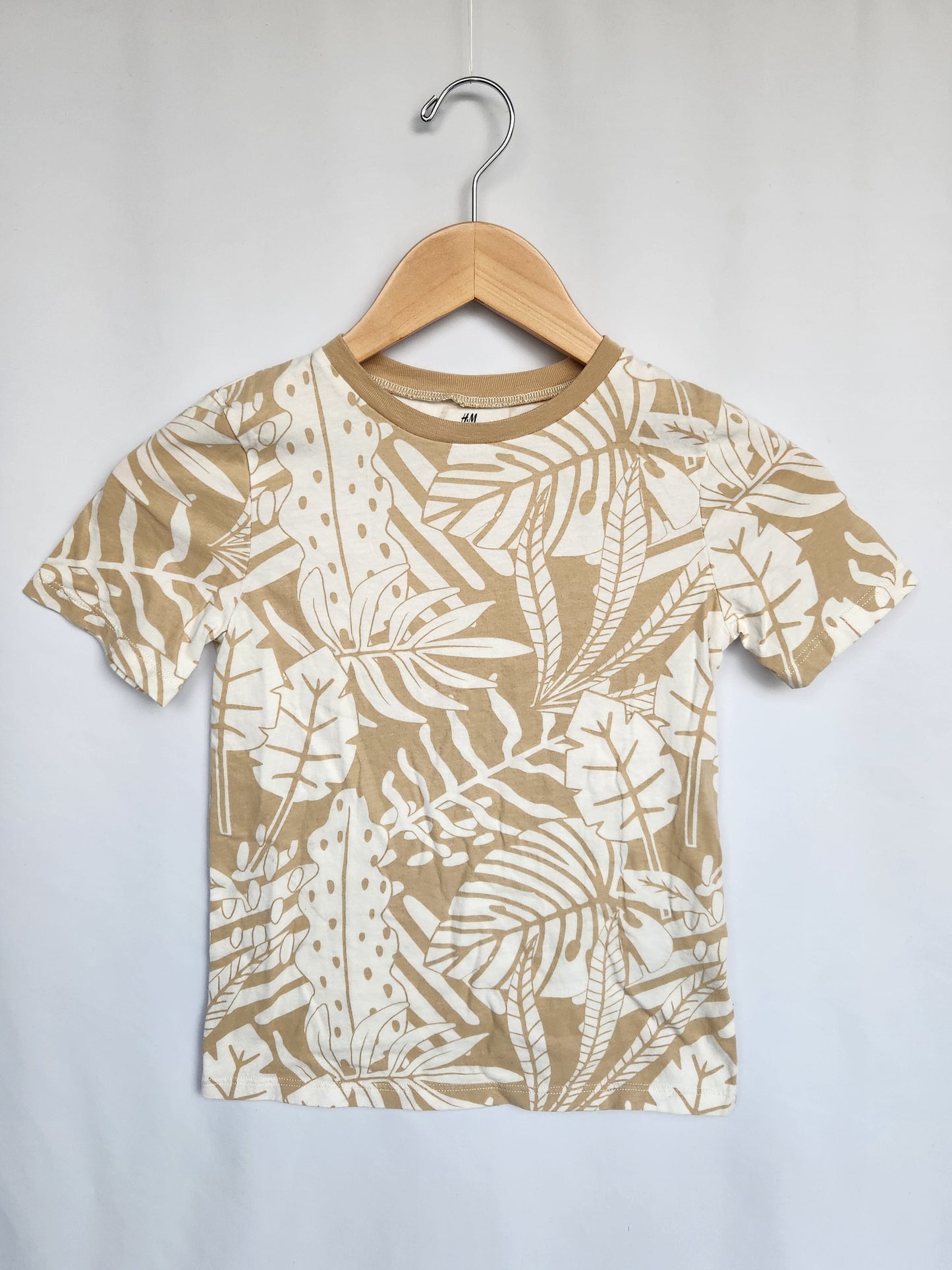 H&M Tan Palm Leaf Tee • 6-8 years