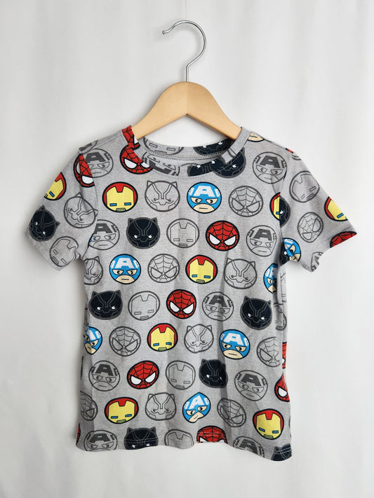 Marvel Avengers T-shirt • 5T