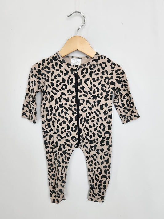 Tiny Button Apparel Leopard Zip Romper • 3-6 months