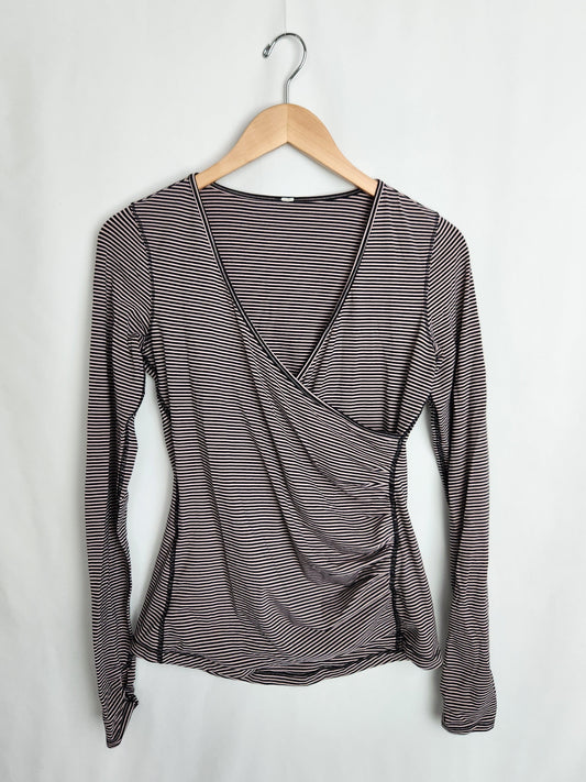 Lululemon Stripe Long Sleeve Top • 6 Small