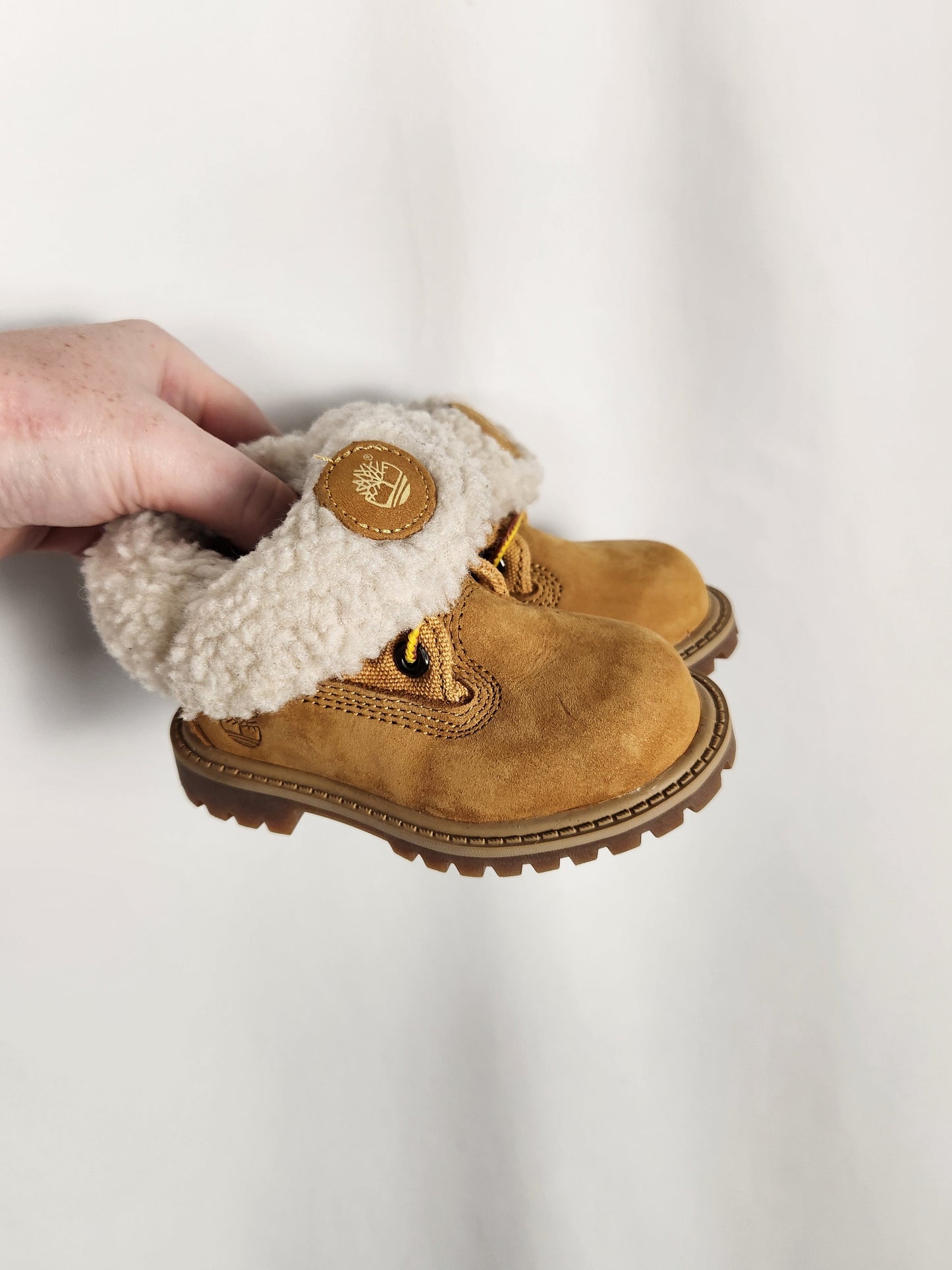 Timberland Sherpa Lined Roll Down Boots • 5C