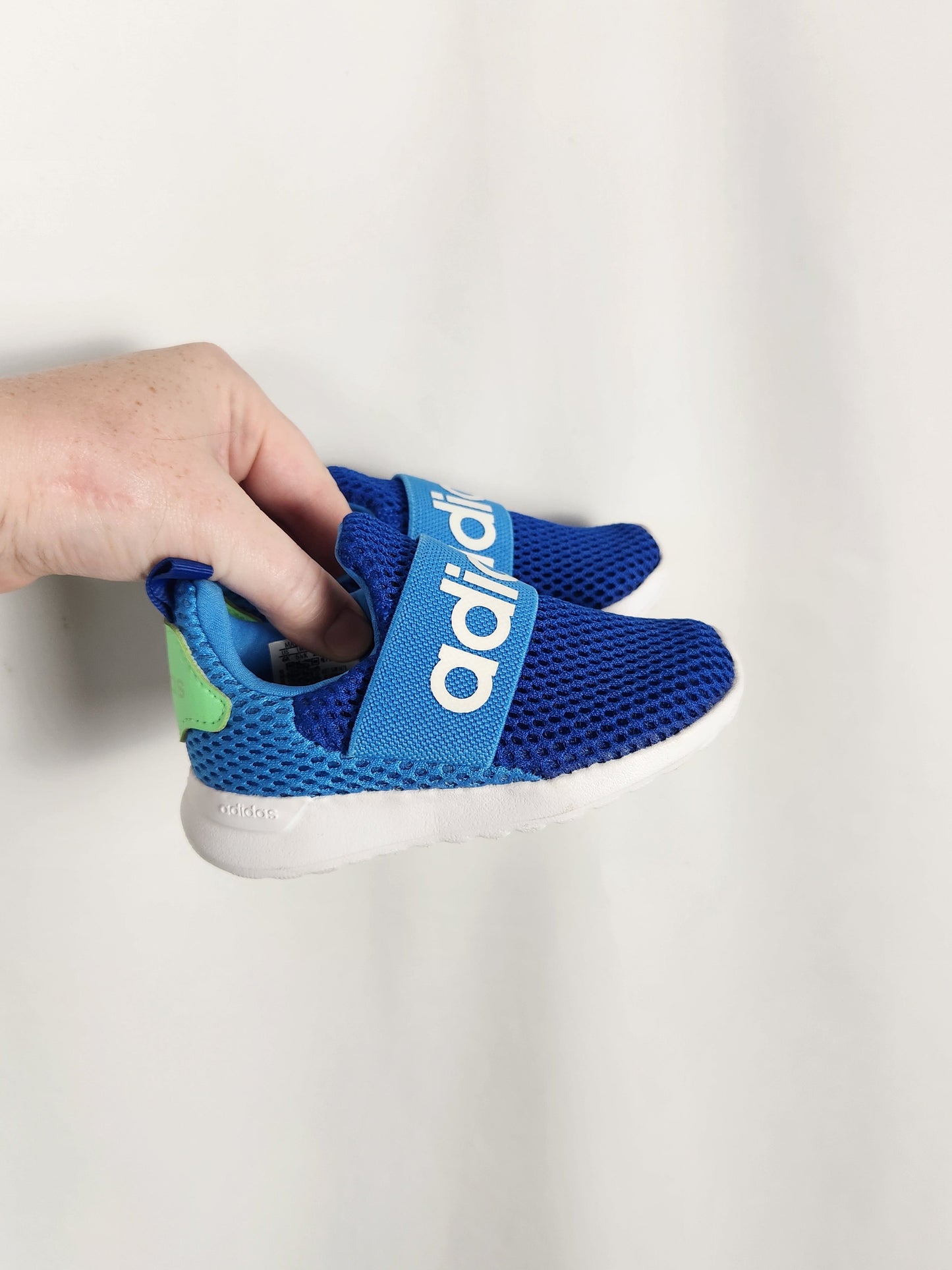 Adidas Blue Slip On Runners • 6C