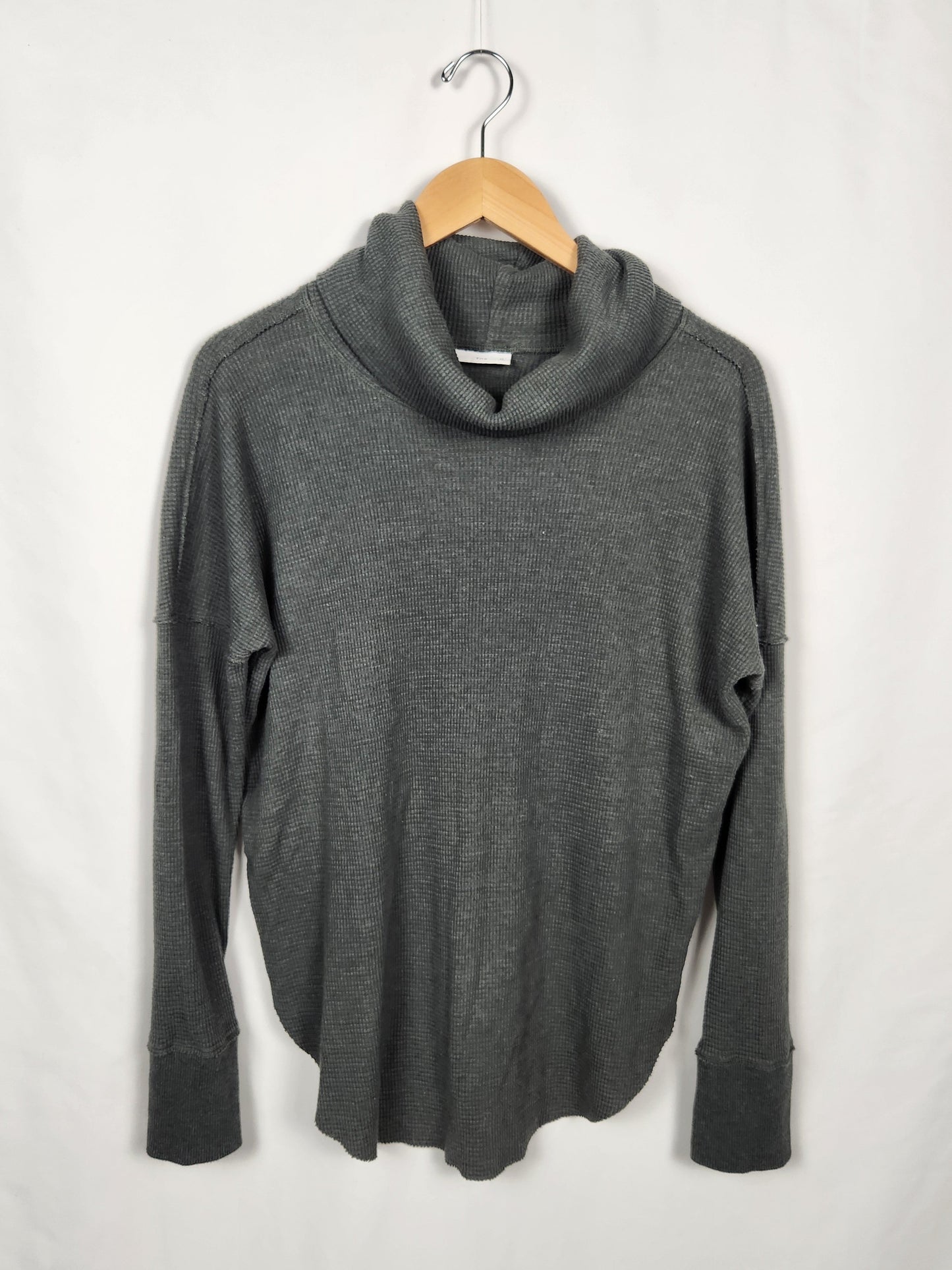 TNA Thermal Cowlneck Top • Medium