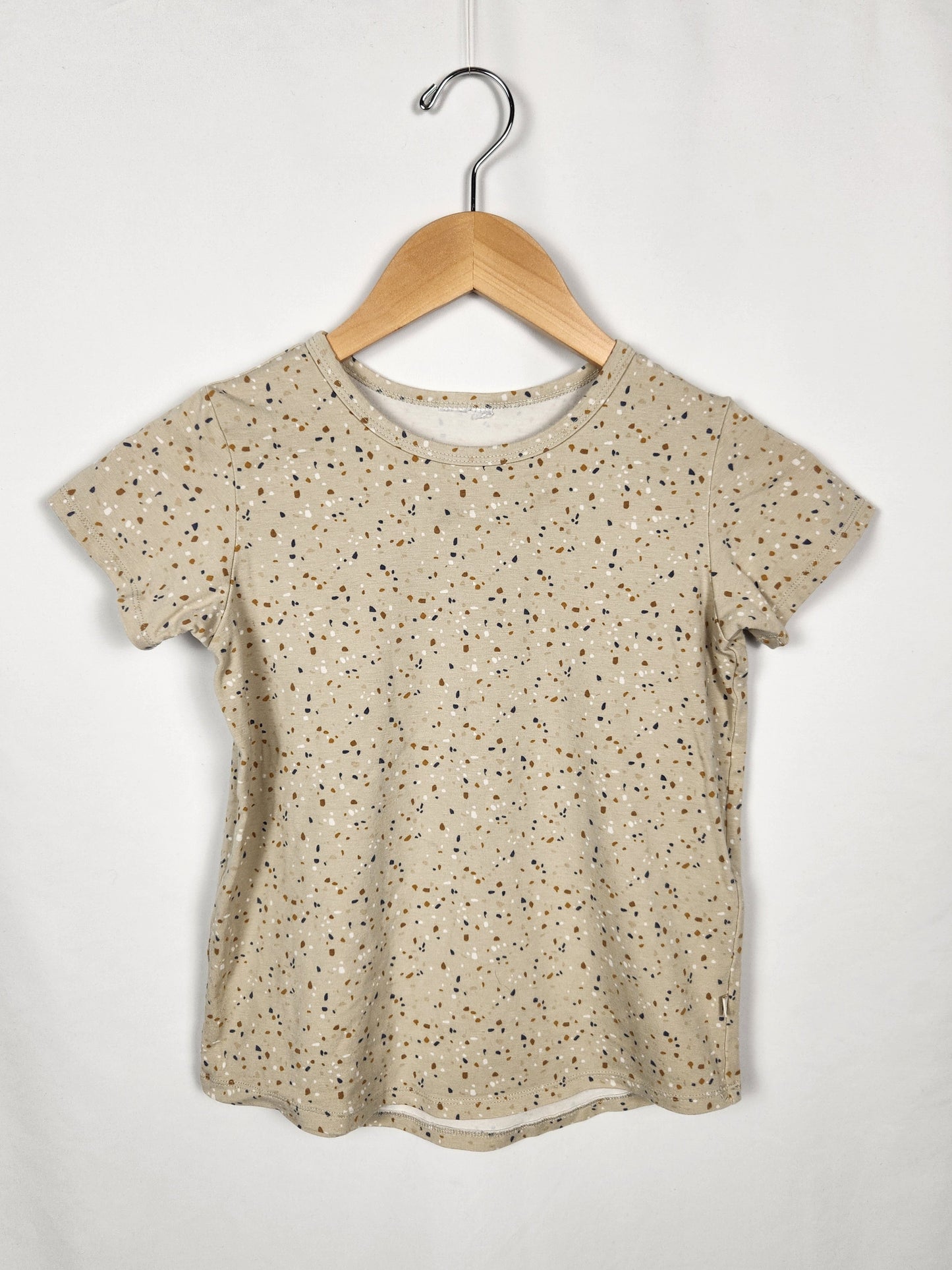 Jax & Lennon Speckles Basic Tee • 6-7 years