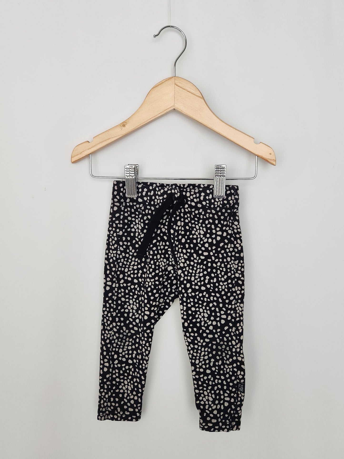 Vonbon 2 Piece Pants Bundle • 6-12 months