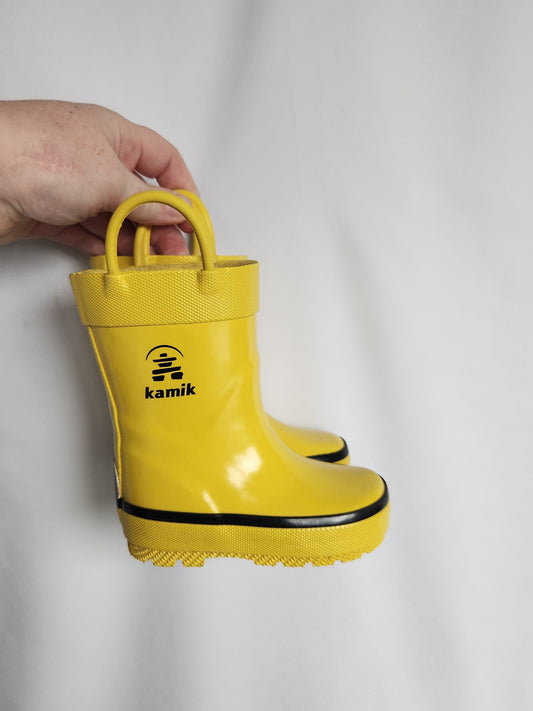 Kamik Yellow Rain Boots • 3C