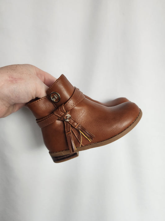 Micheal Kors Brown Zip Booties • 6C