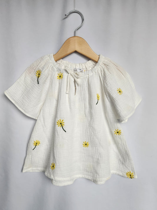 NEW Zara Floral Embroidered Blouse • 3-4 years