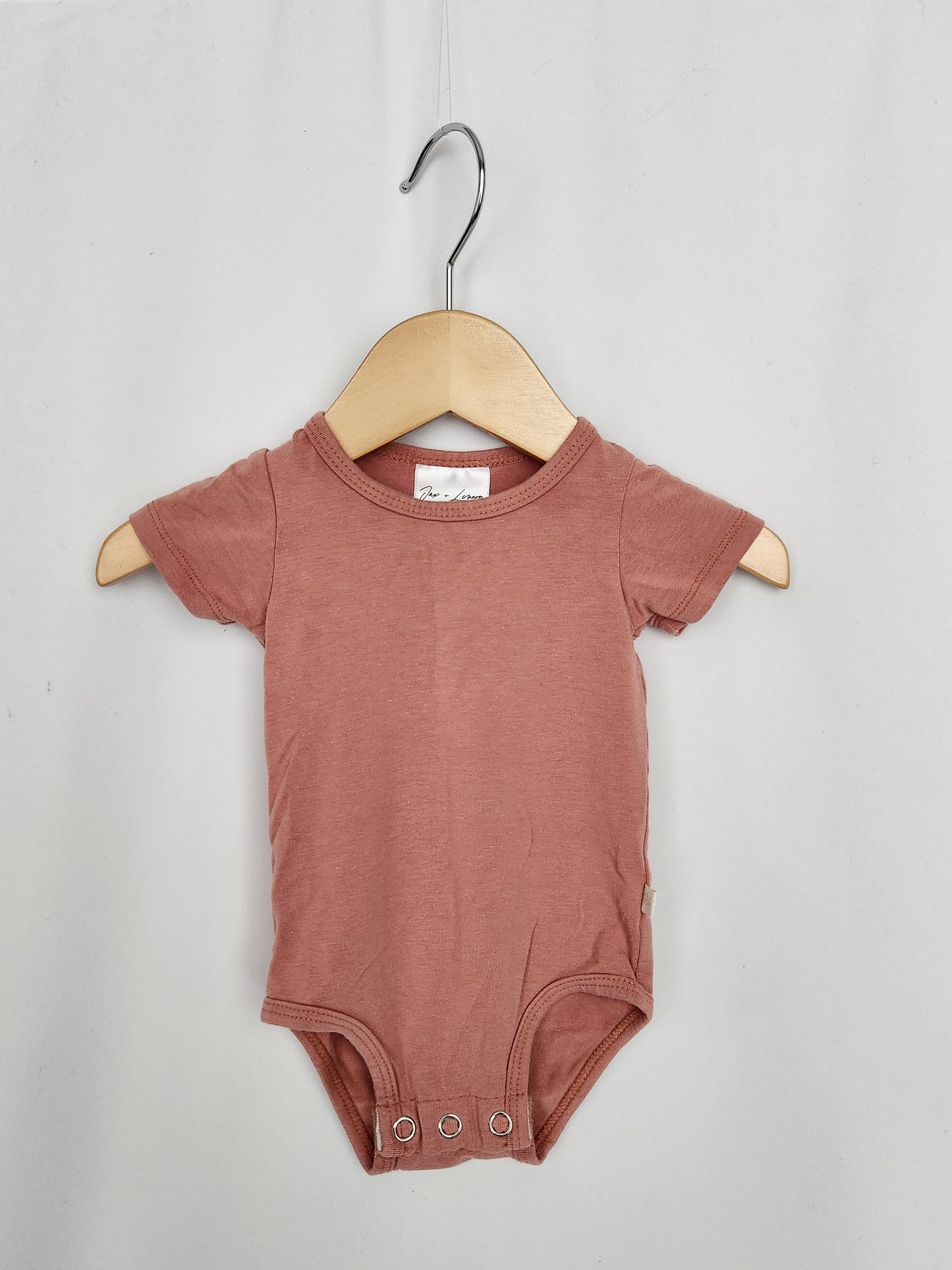 Jax & Lennon Rose Bodysuit • Newborn