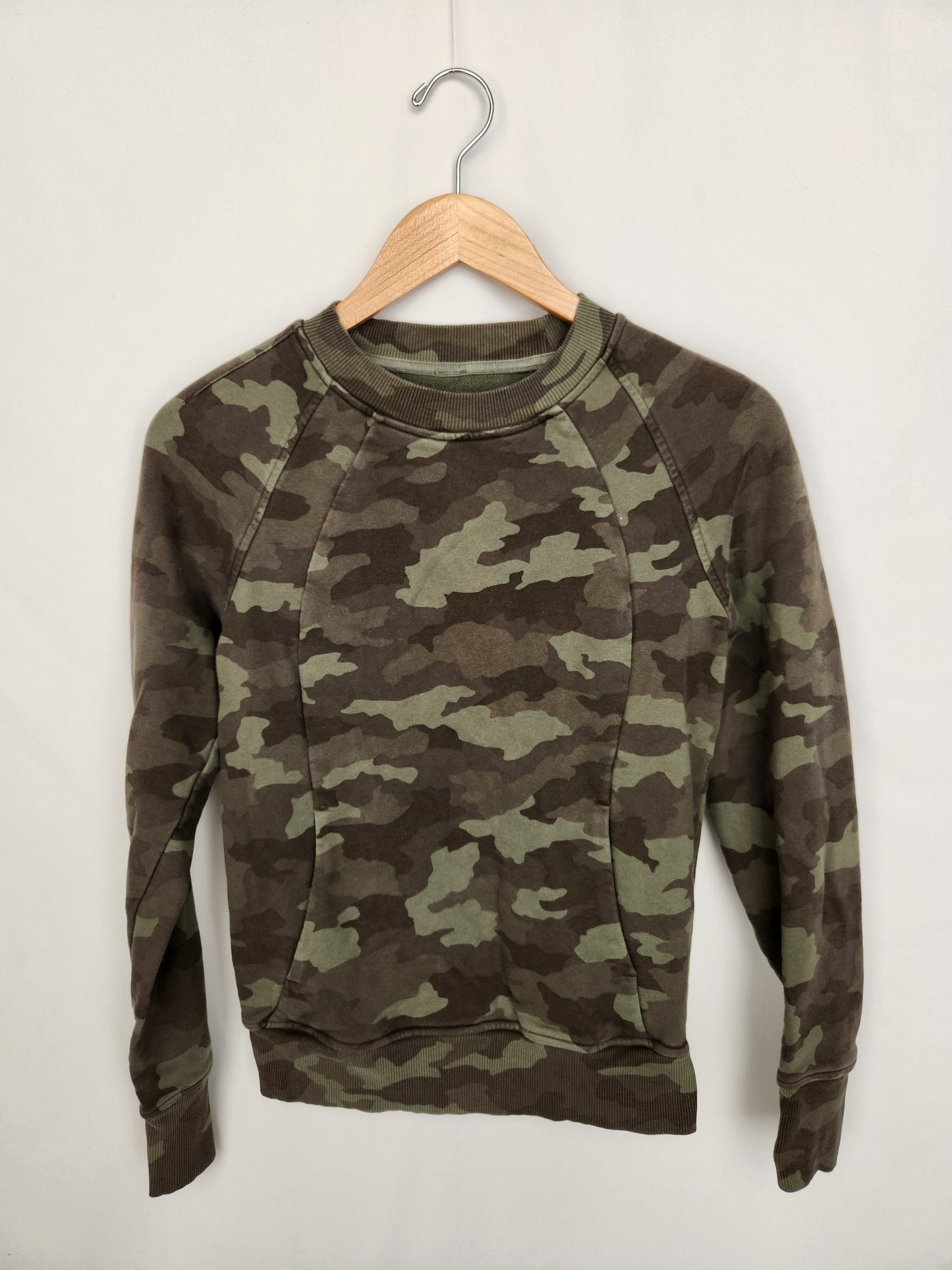 Lululemon Camo Scuba Crewneck • 4 Small