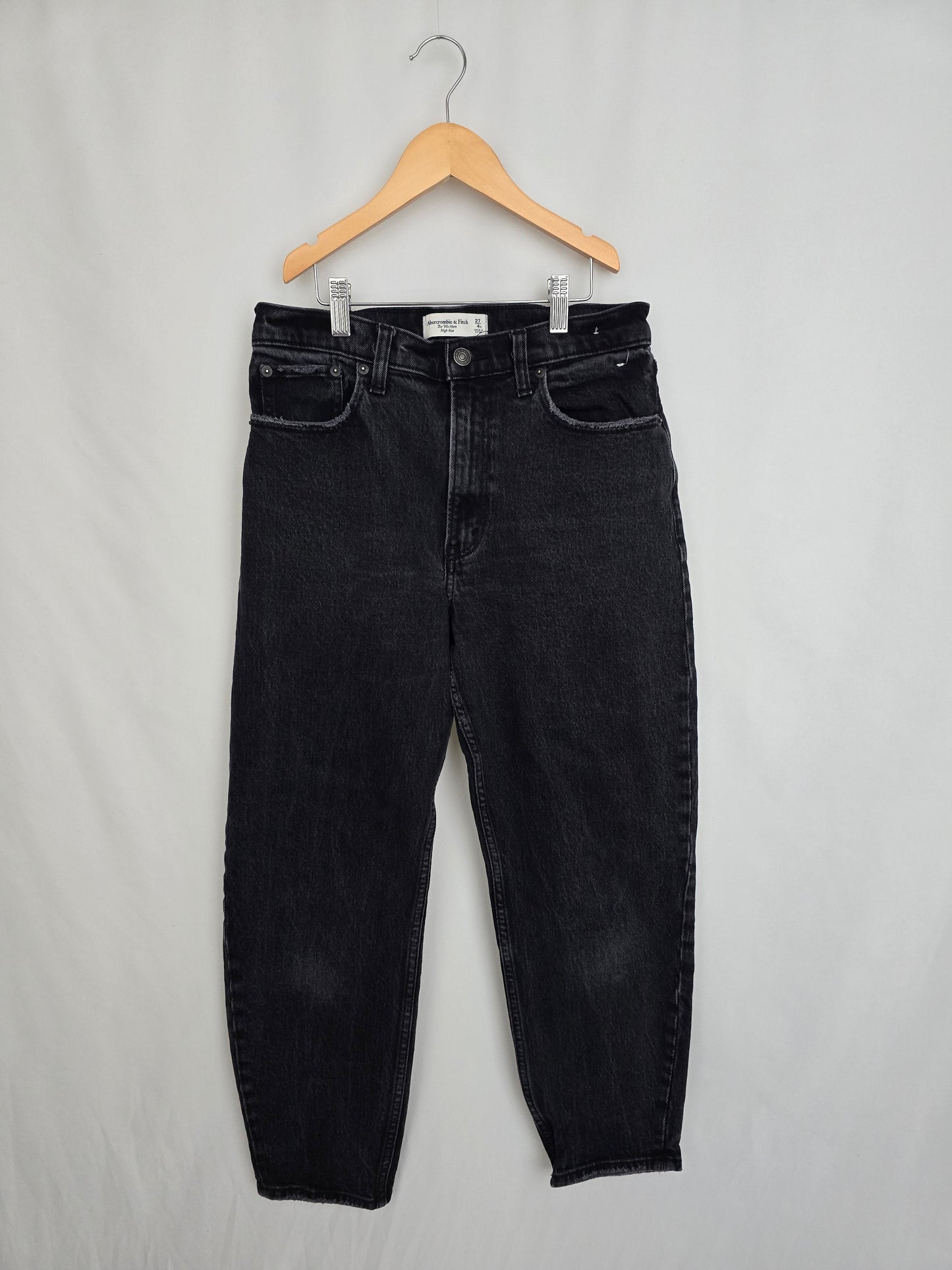 Abercrombie & Fitch 80's Mom High Rise Jeans • 4 Small