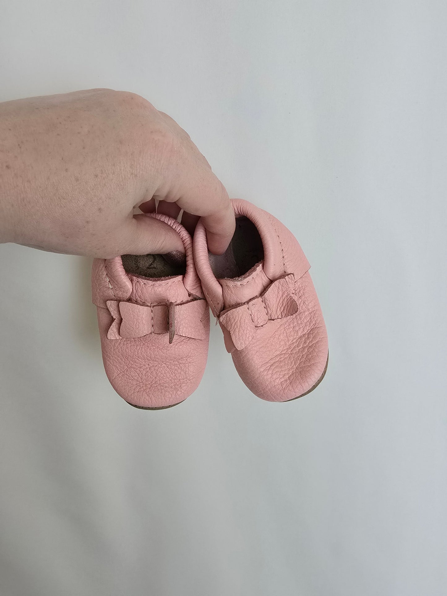 Minimoc Pink Bow Soft Sole Shoe • 2C