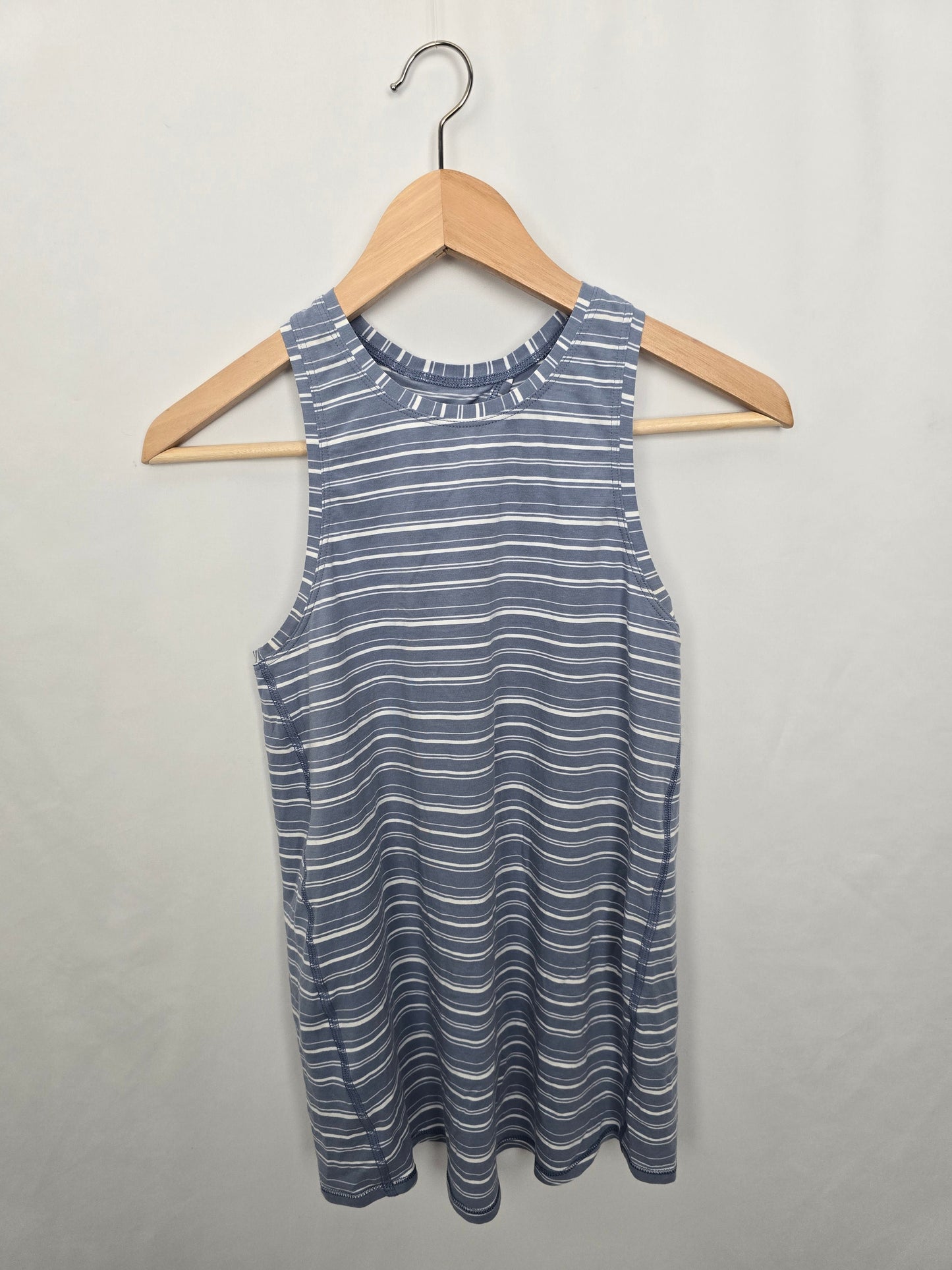 Lululemon All Tied Up Tank • 6 Medium