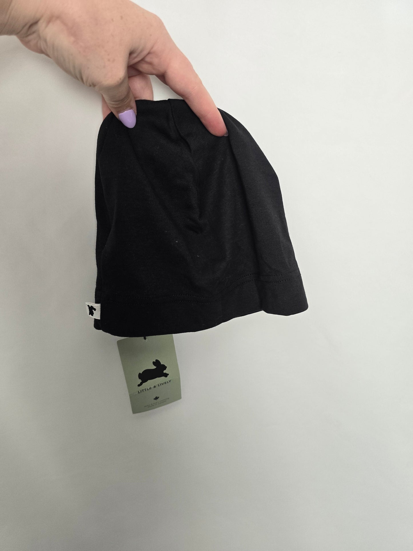 NEW Little & Lively Black Bamboo Beanie • 2-4 years