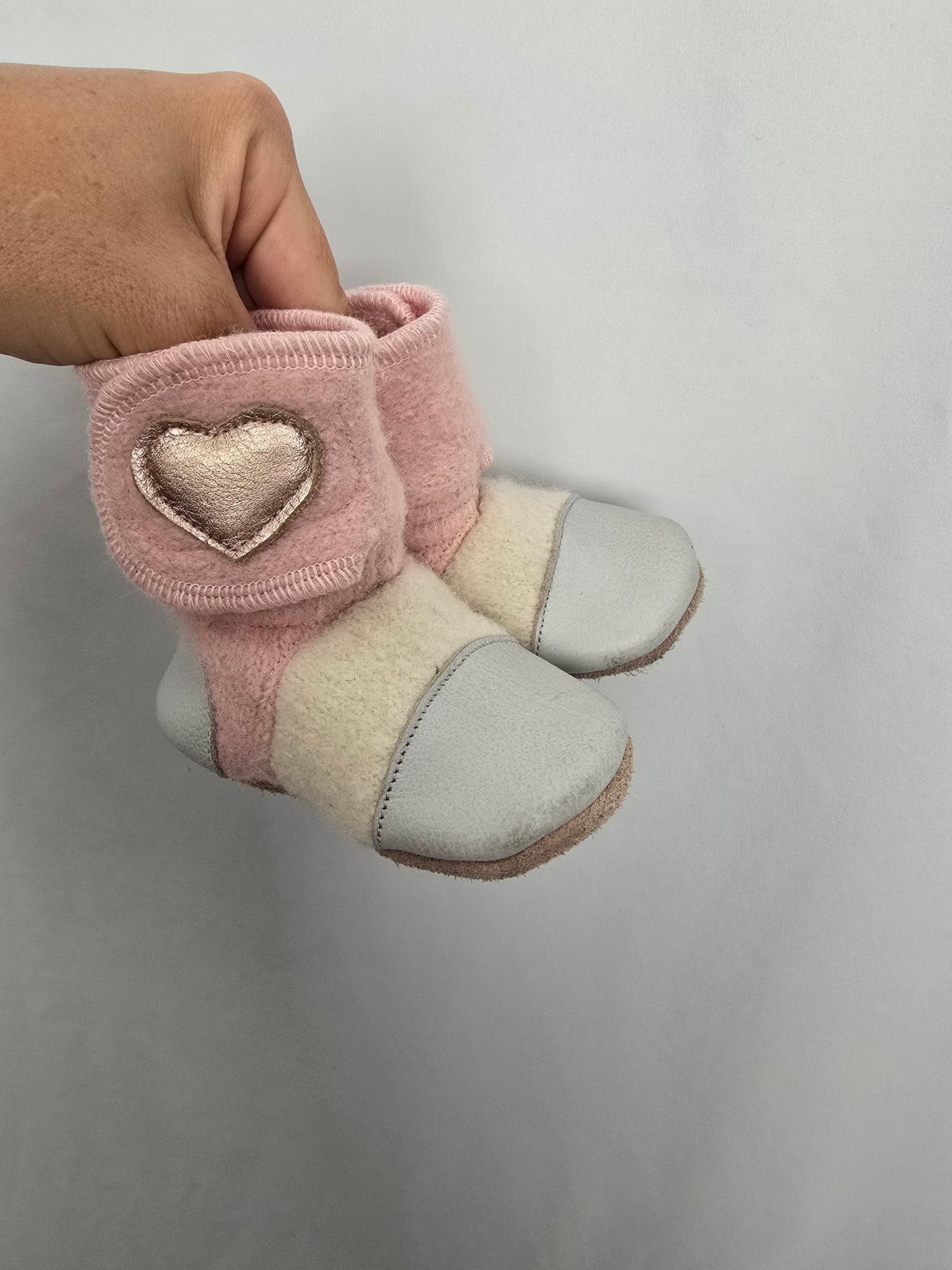 Nooks Pink Sweetheart Barefoot Shoes • 4C