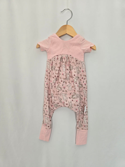 Grammies Girls Bunny Alleycat Romper *stain* • 9-12 months